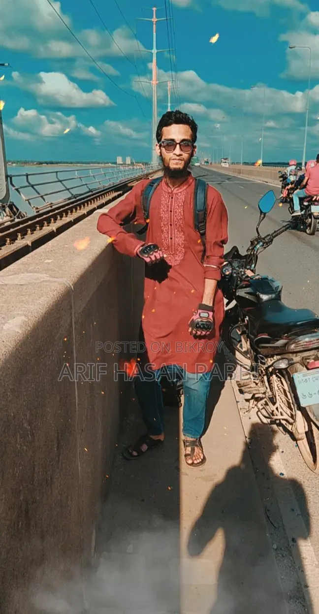 বাজাজ ডিসকভার ১২৫ ২০২০ লাল