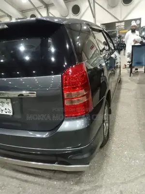 Toyota Wish 2005 Gray