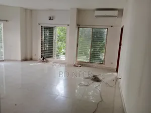গুলশানে ৪ বেডরুমের অ্যাপার্টমেন্ট ভাড়ার জন্য