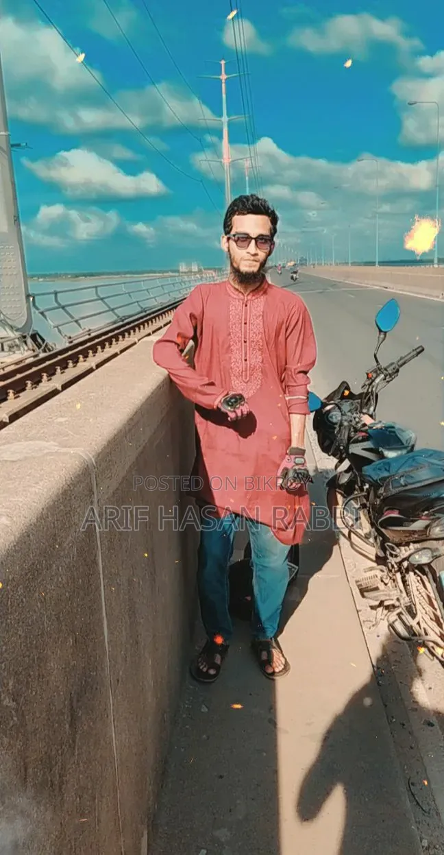 বাজাজ ডিসকভার ১২৫ ২০২০ লাল