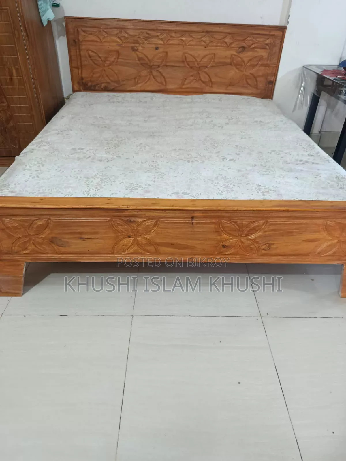 সেগুন কাঠের ৬/৭