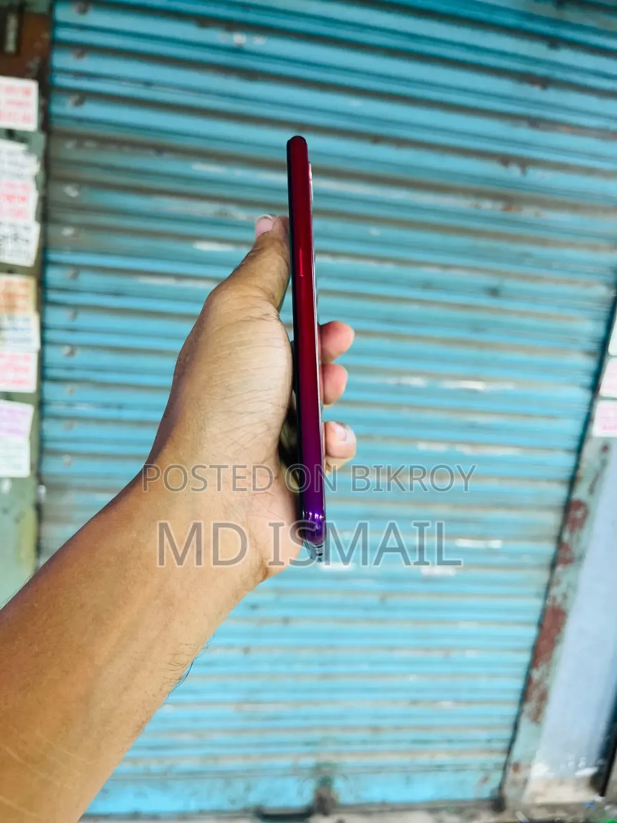 অপ্পো এফ৯ ৬৪ জিবি রেড