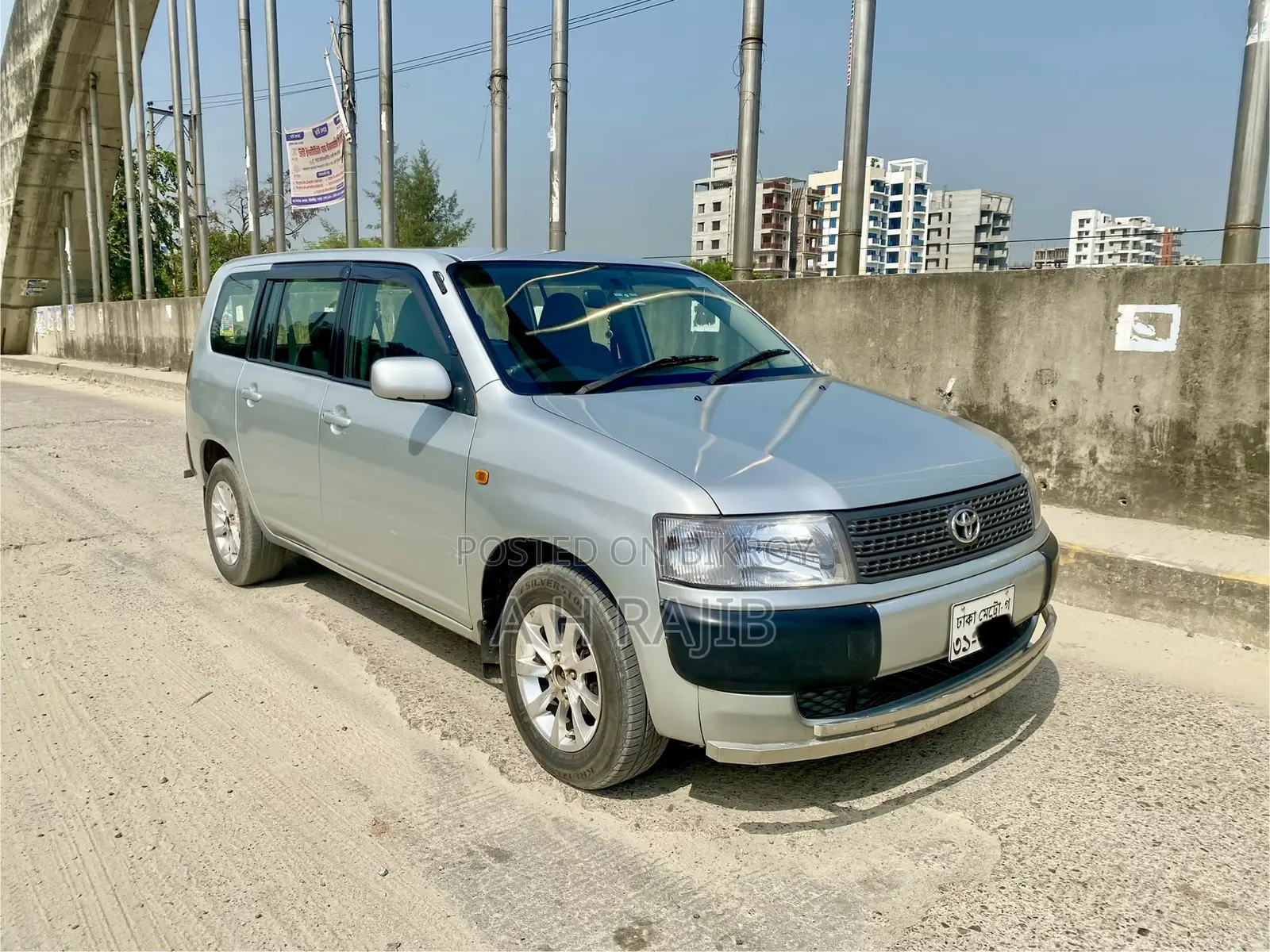 টয়োটা প্রবক্স ২০২৫ সিলভার