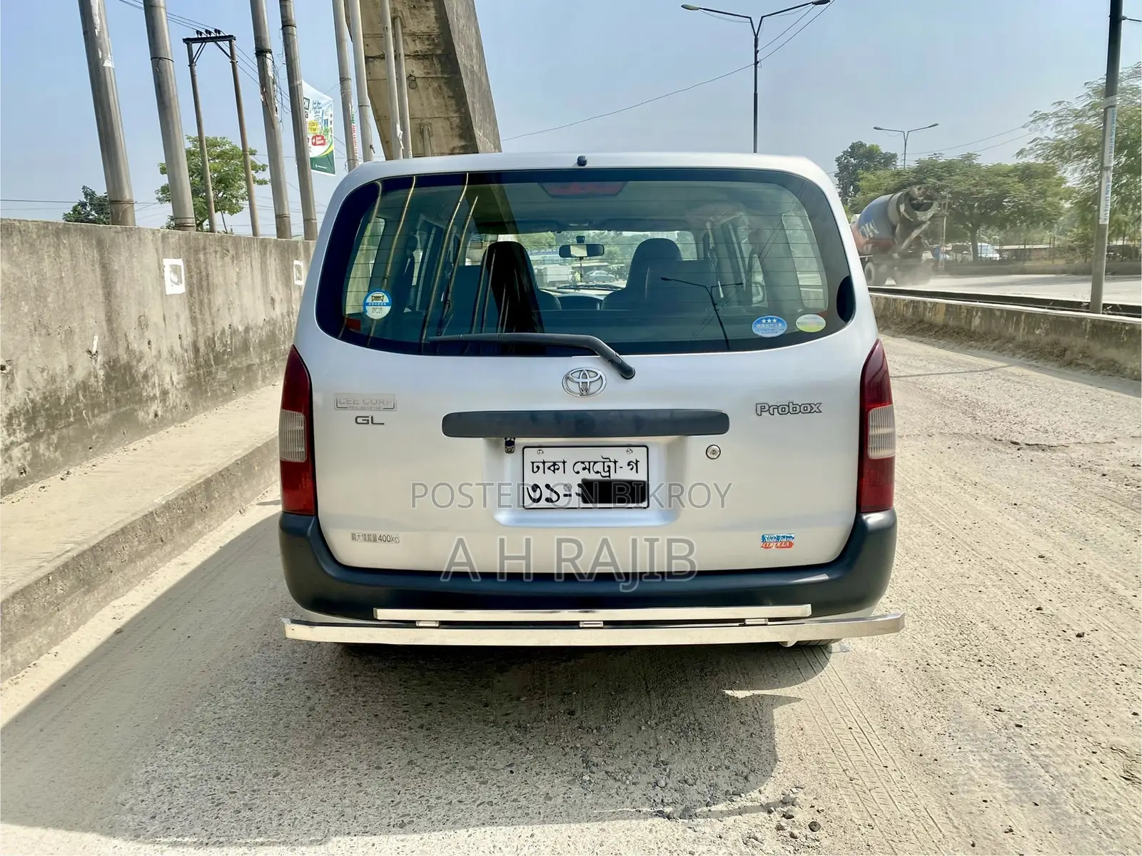 টয়োটা প্রবক্স ২০২৫ সিলভার