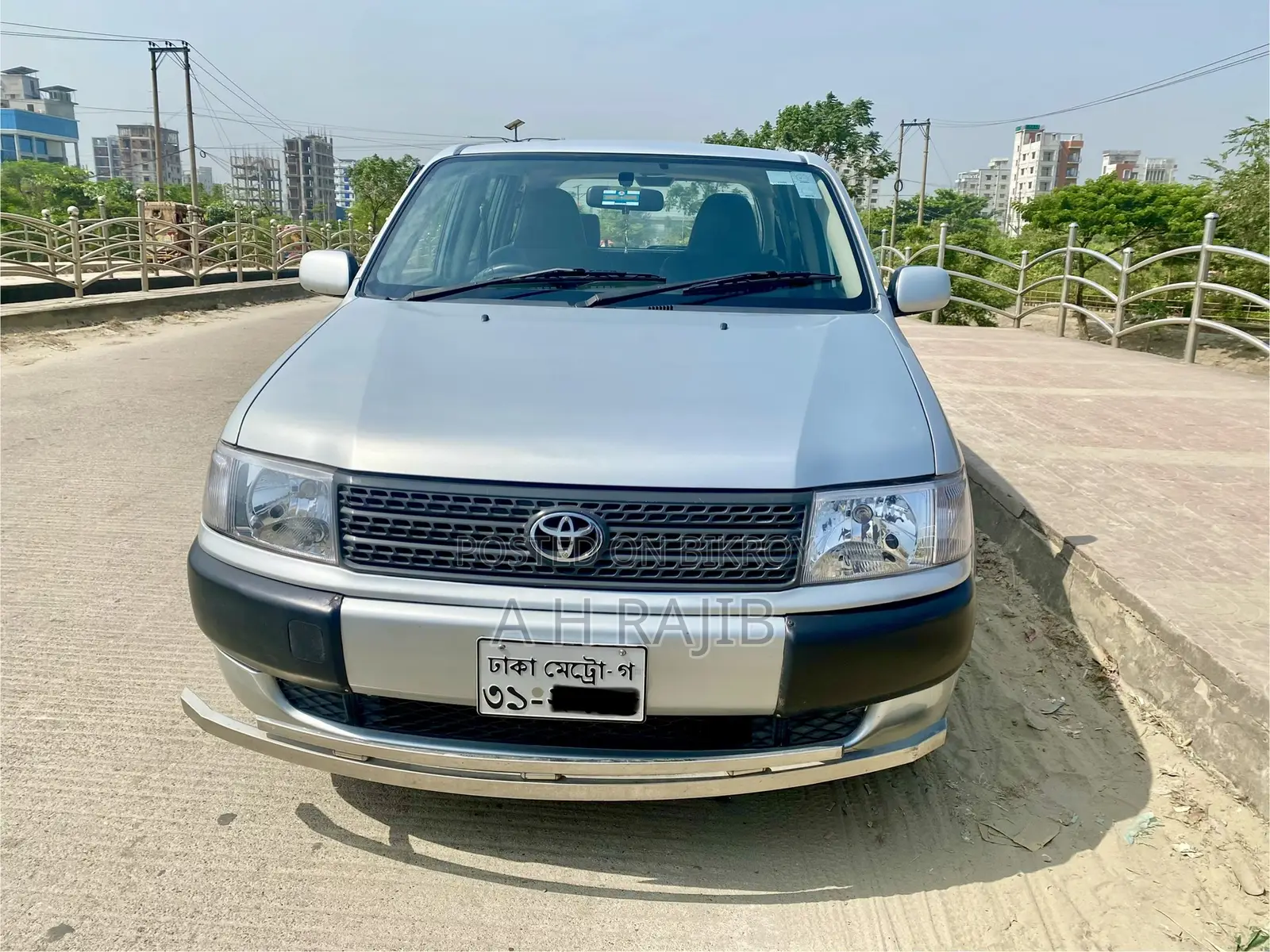 টয়োটা প্রবক্স ২০২৫ সিলভার