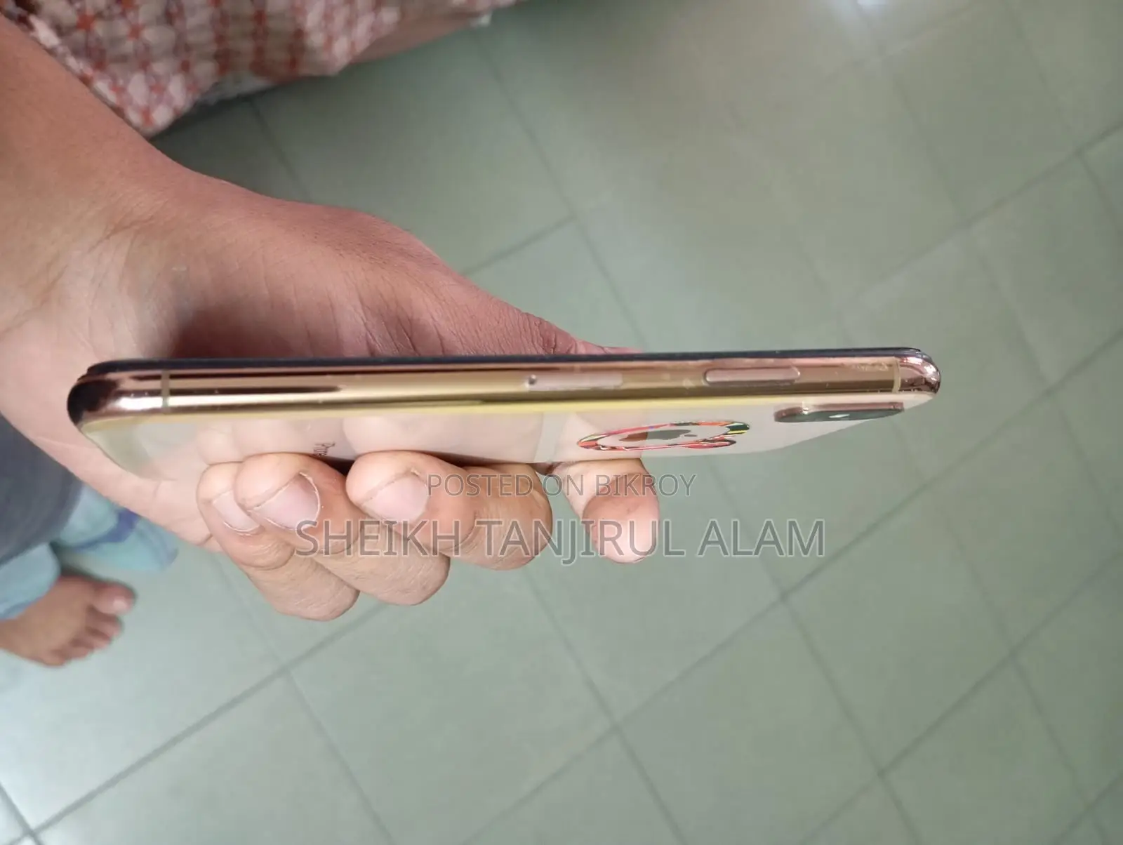 অ্যাপল আইফোন এক্সএস ২৫৬ জিবি রোজ গোল্ড