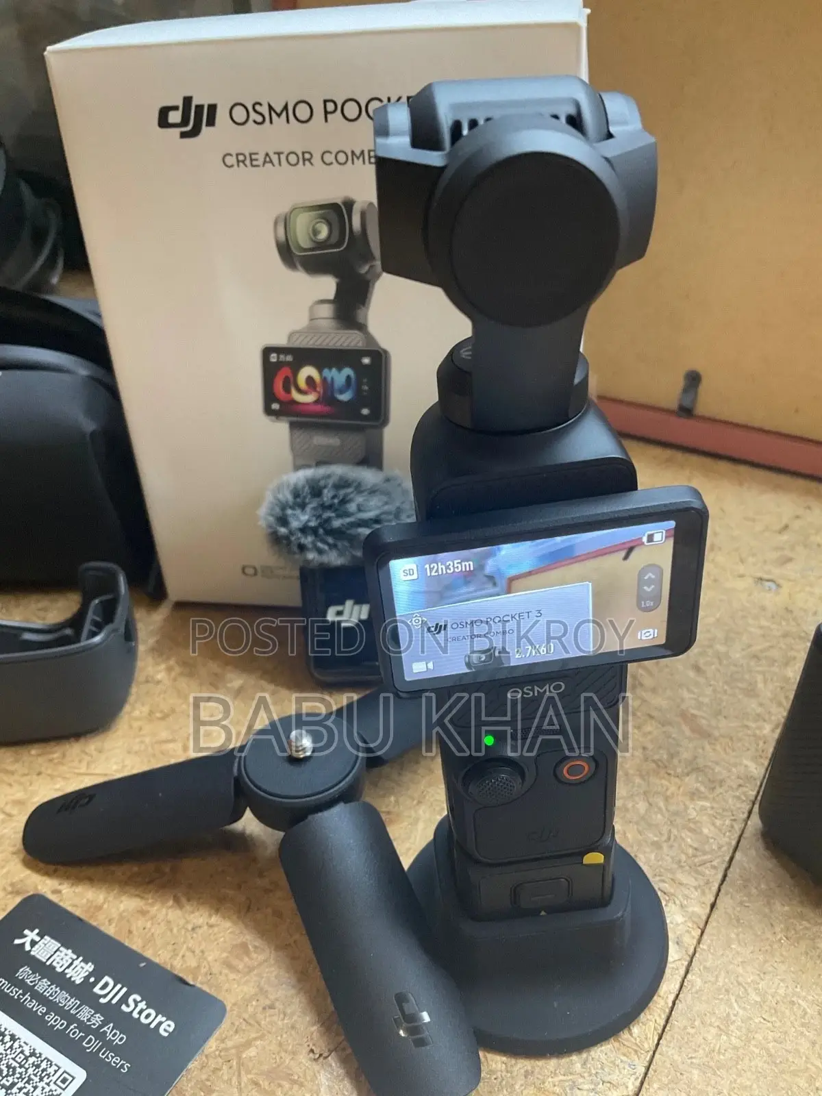 DJI Osmo Pocket 3 Creator Combo Camera