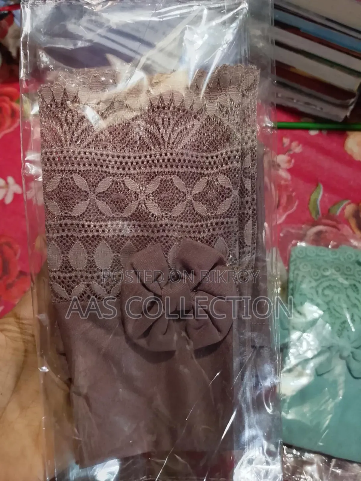 The most premium collection of hand gloves made of spandex fabric.