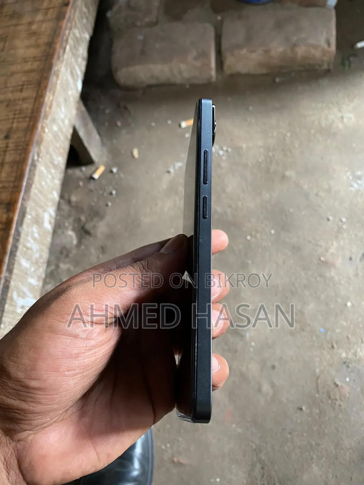 Helio 128 GB Black