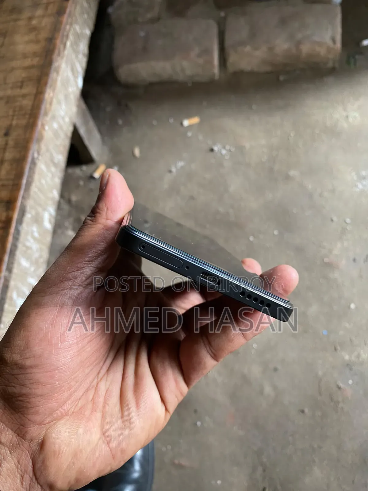 Helio 128 GB Black