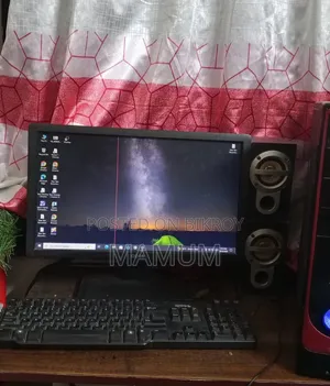 ডেল ১৯" মনিটর ১টি দাগ আছে