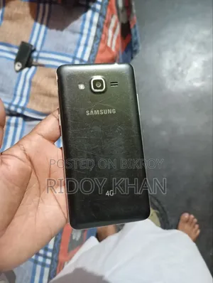 Samsung Galaxy J2 8 GB Black