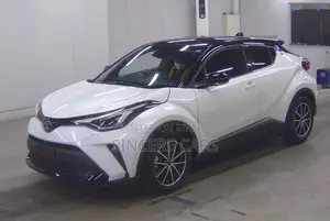 Toyota C-HR 2021 Pearl