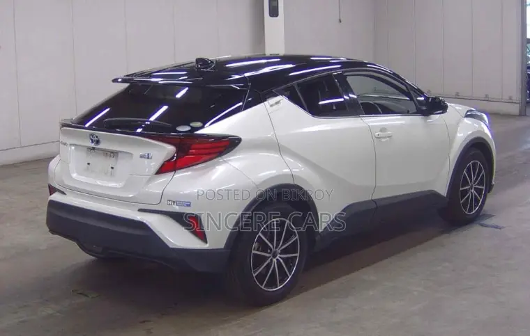 Toyota C-HR 2021 Pearl