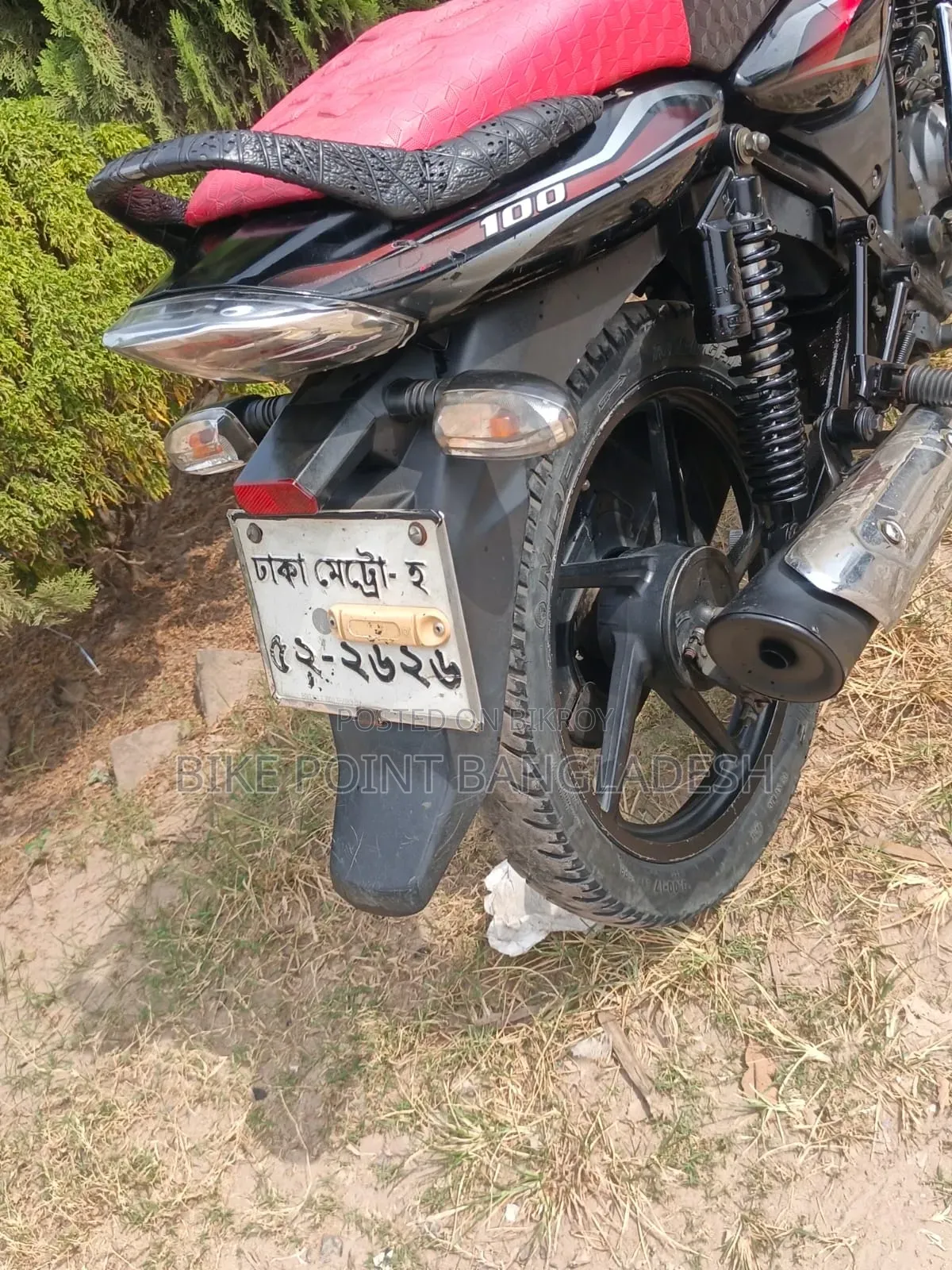 বাজাজ ডিসকভার ১০০ ২০১৭ লাল