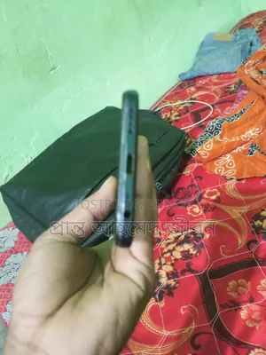 Vivo Y75 128 GB Bronze