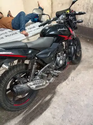 বাজাজ পালসার ১৫০ ২০১৯ কালো