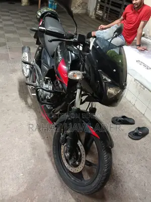 বাজাজ পালসার ১৫০ ২০১৯ কালো