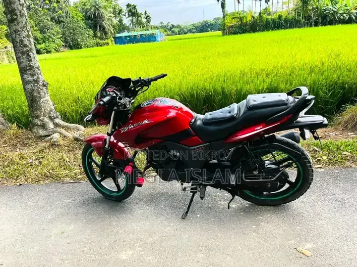 Hero 2018 Red