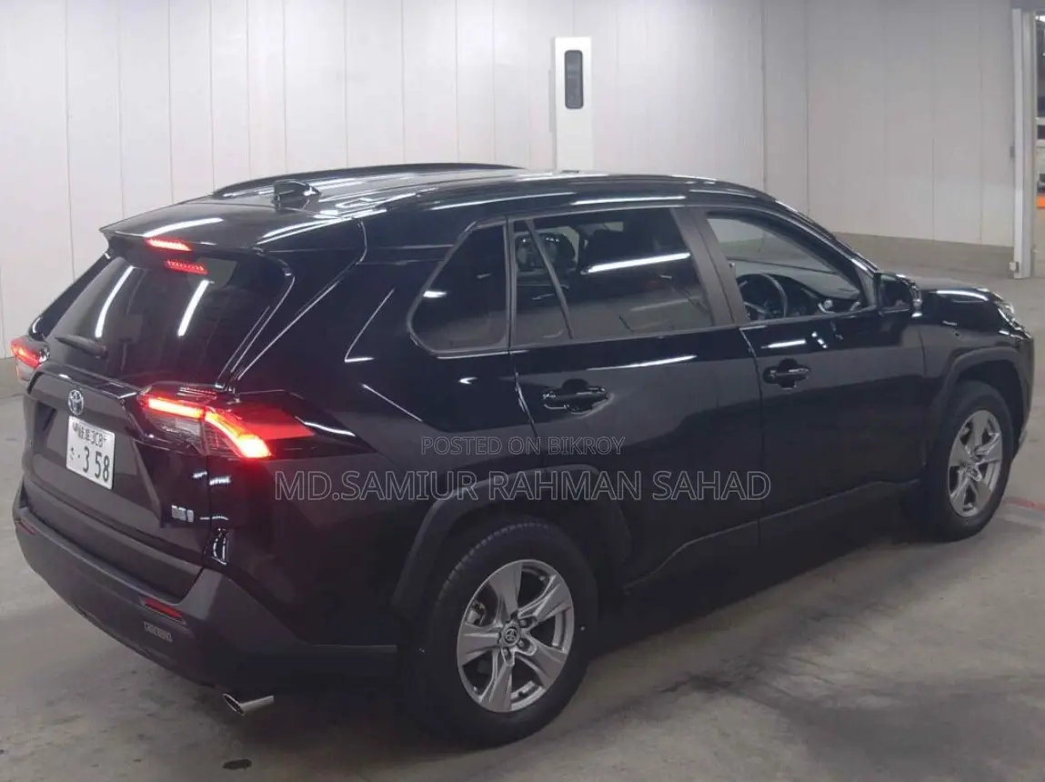 Toyota RAV4 Limited 2021 Black