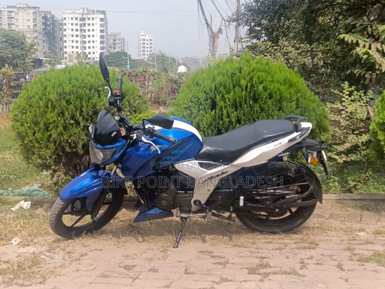 TVS Apache 160 4V 2020 Blue