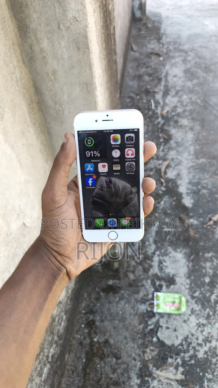 Apple iPhone 6s 32 GB Pink
