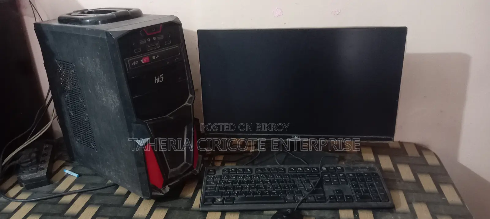 Desktop Computer Dell 4GB Intel Core i3 HDD 350GB