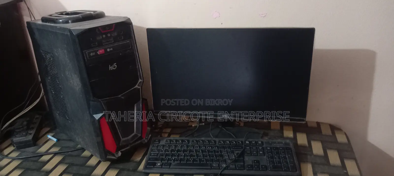 Desktop Computer Dell 4GB Intel Core i3 HDD 350GB
