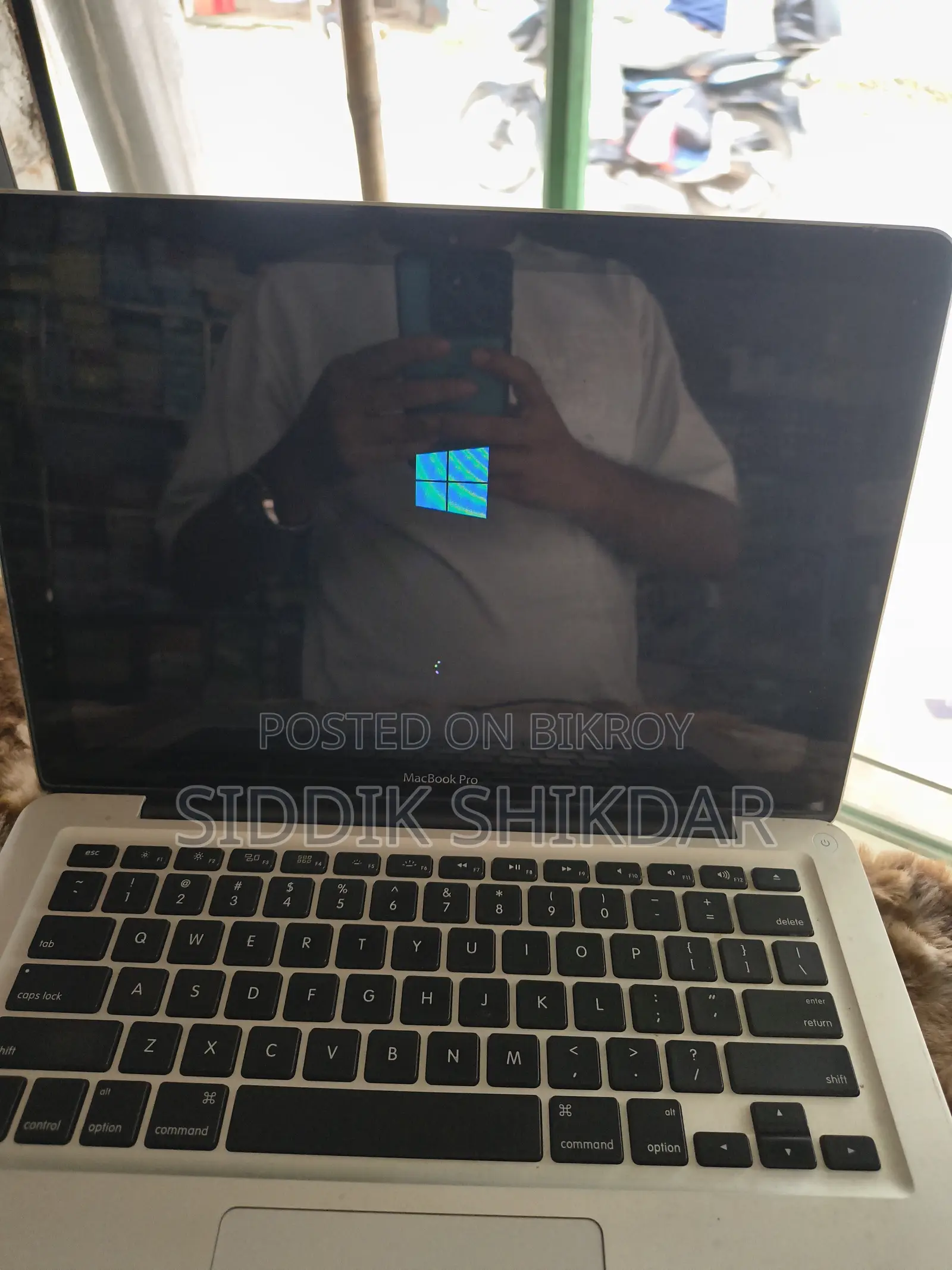 Laptop Apple MacBook Pro 2019 4GB Intel Core i7 HDD 128GB