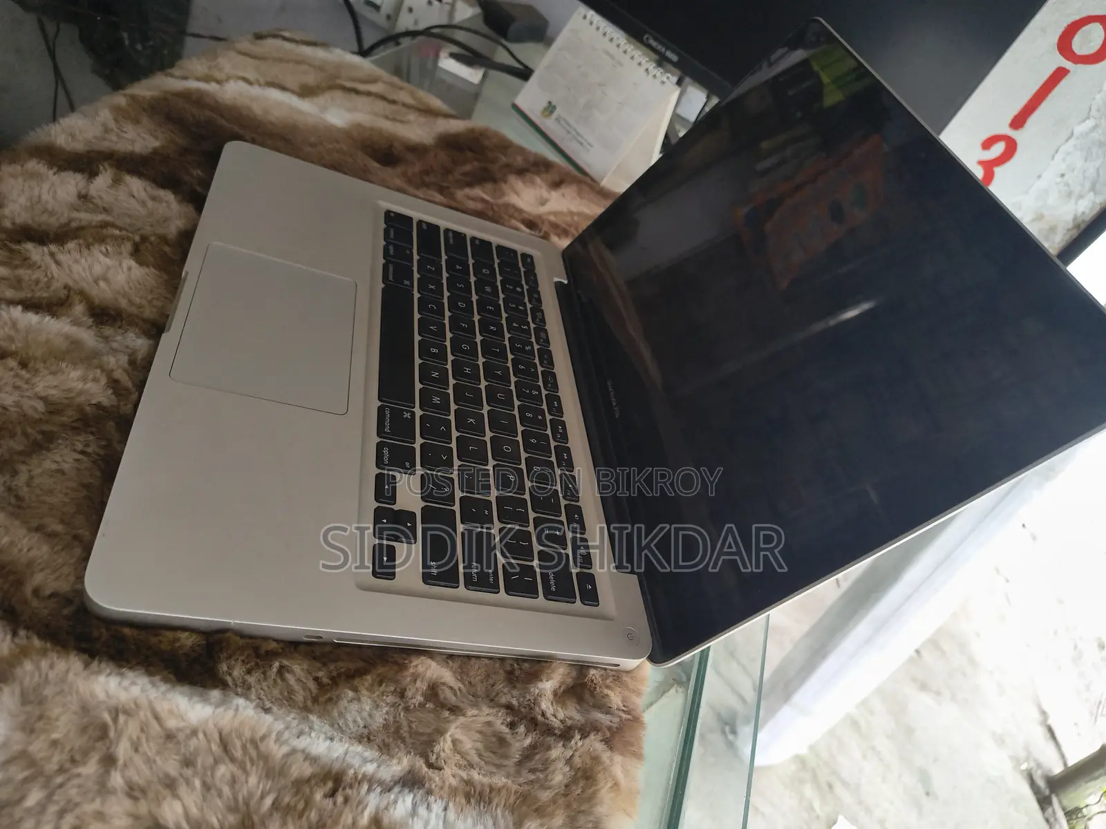 Laptop Apple MacBook Pro 2019 4GB Intel Core i7 HDD 128GB
