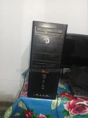 ডেস্কটপ কম্পিউটার গিগাবাইট ৮জিবি ইন্টেল কোর আই৫ এইচডিডি+এসএসডি ৬৪০জিবি