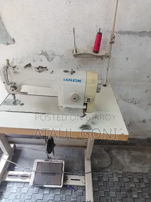Jack Sewing Machine