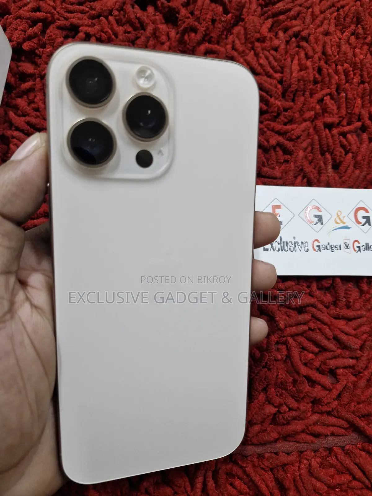 অ্যাপল আইফোন ১৬ প্রো ম্যাক্স ২৫৬ জিবি গোল্ড