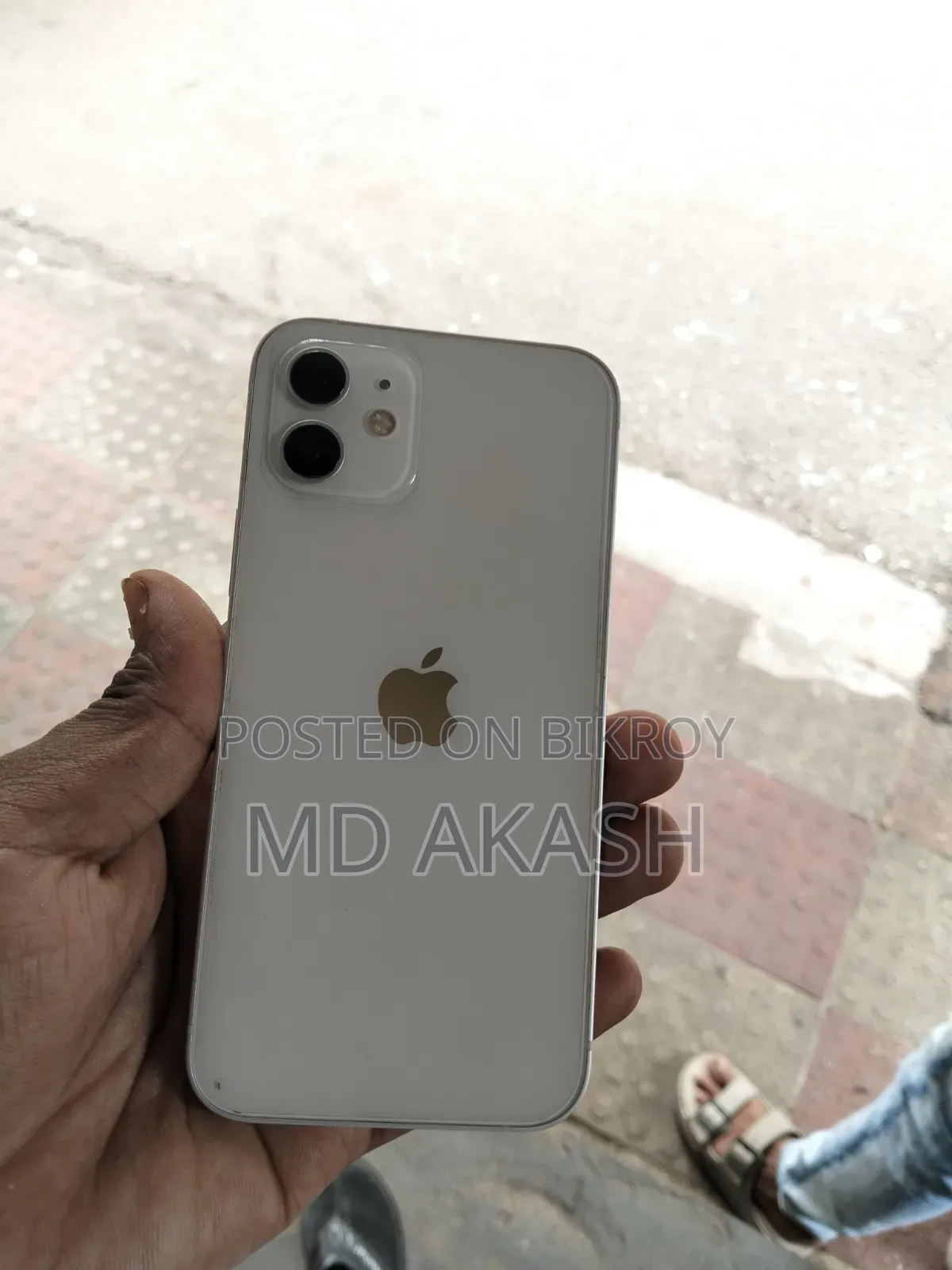 Apple iPhone 12 64 GB White
