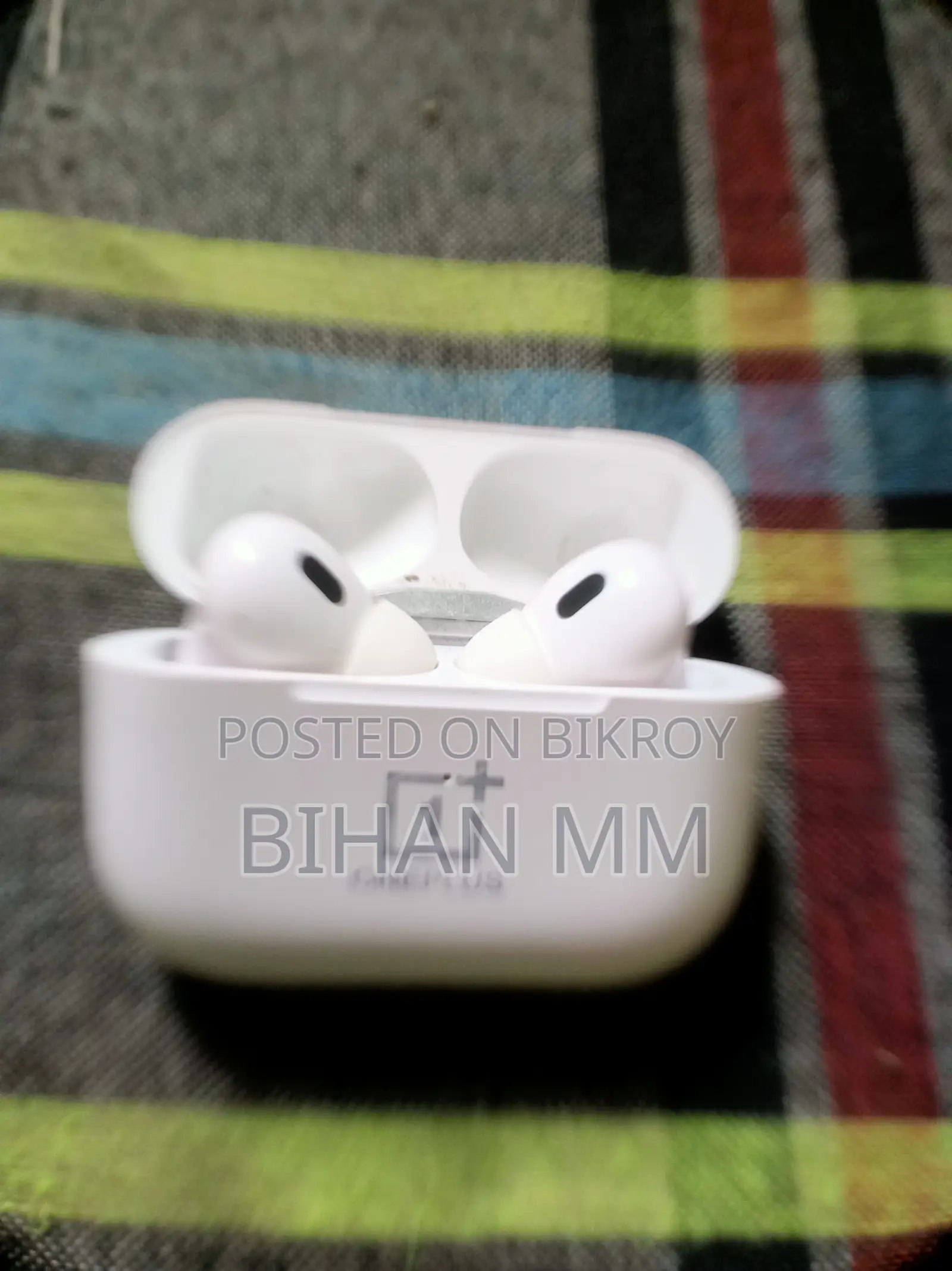 New Condition Airbuds Realme