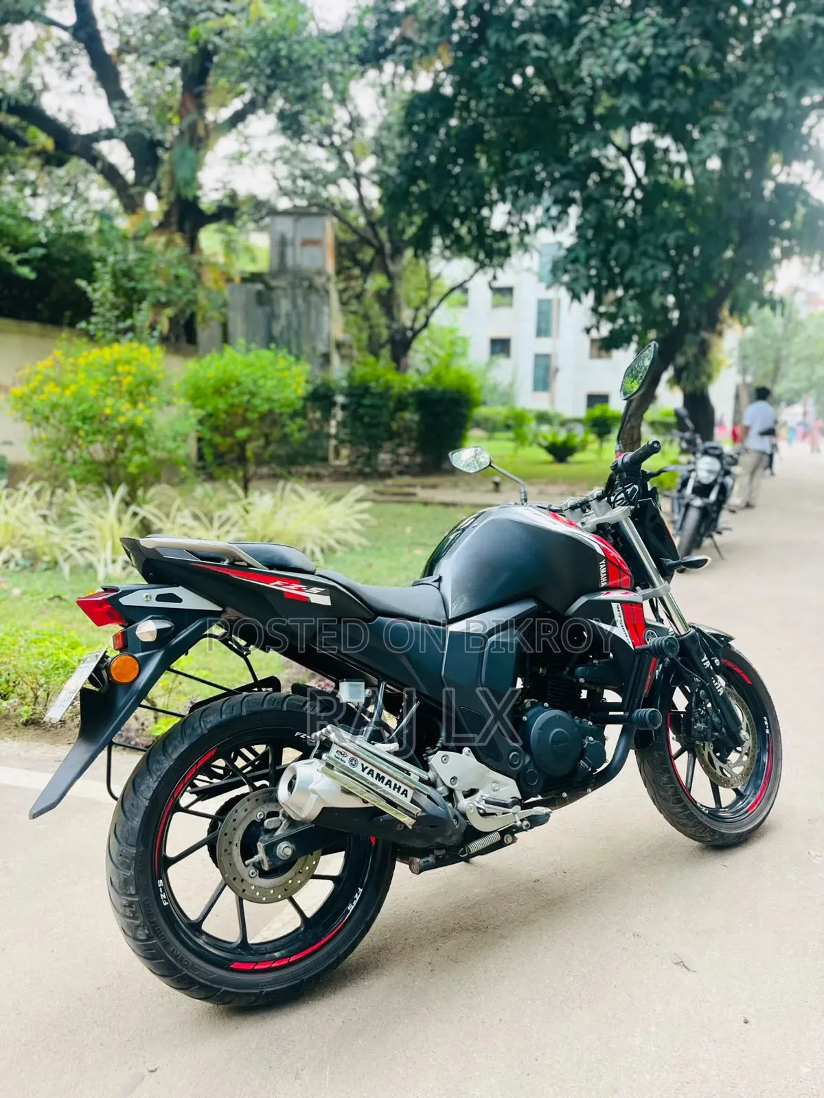 New Yamaha FZS V2 2025 Black