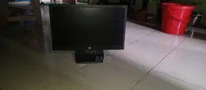 বিক্রির জন্য ব্যবহৃত মনিটর
