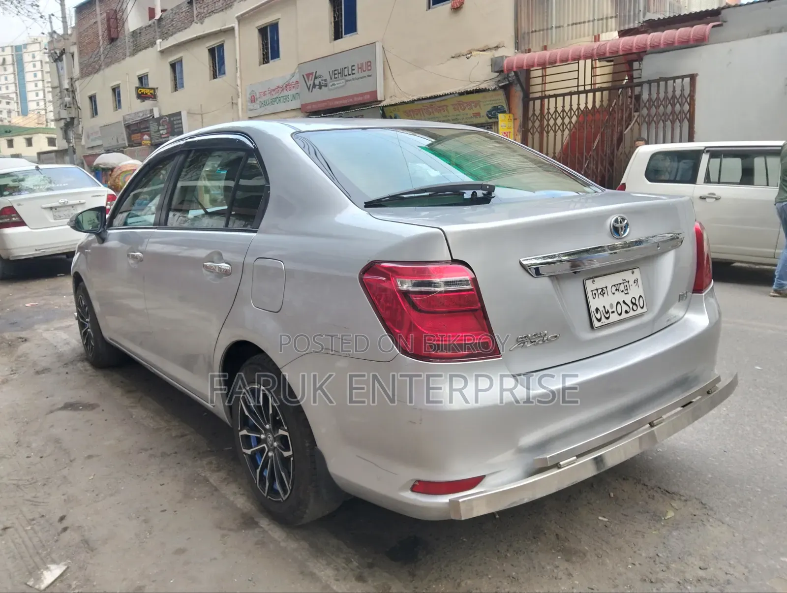টয়োটা এক্সিও ২০১৫ রূপালী