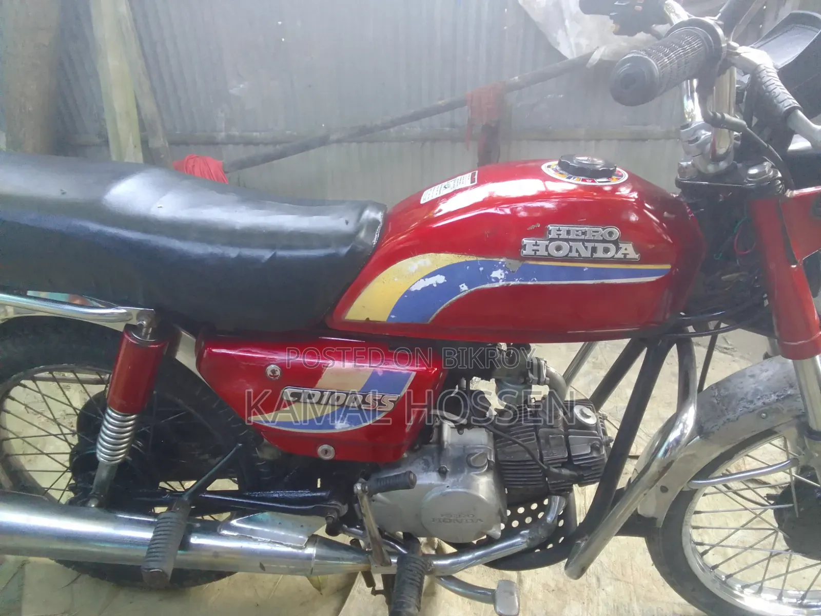 Honda 2001 Red
