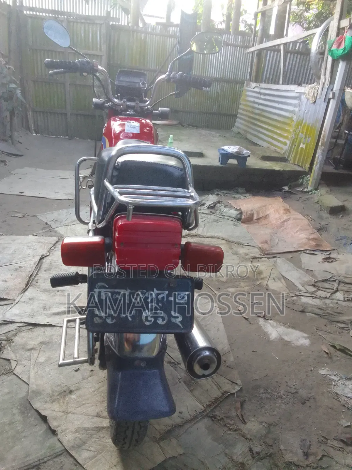 Honda 2001 Red