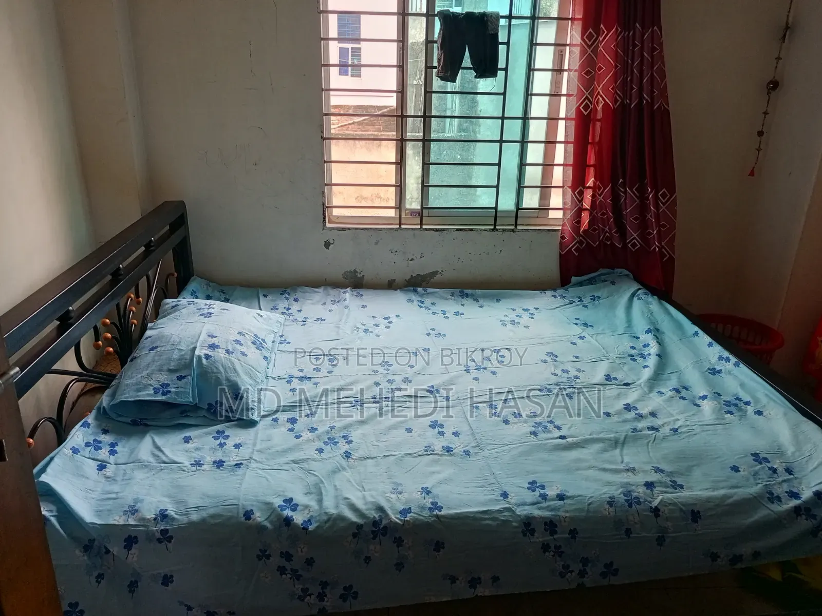ফ্রেশ কন্ডিশন স্টিলের খাট