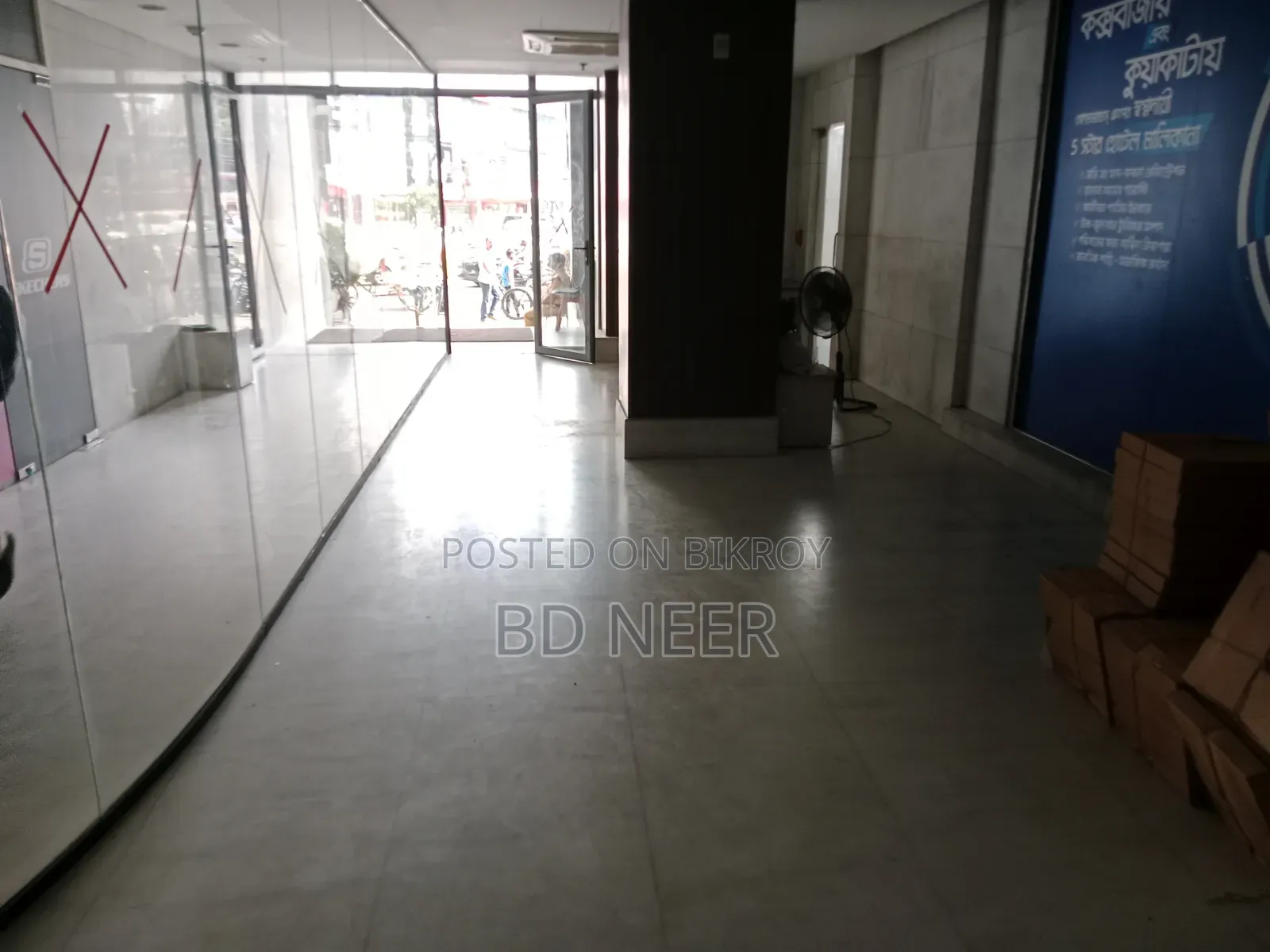 গুলশান ১ চত্বরে কফি শপ ভাড়ার জন্য ৪৩০ বর্গফুটের নিচ তলা