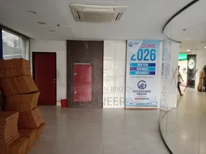 গুলশান ১ চত্বরে কফি শপ ভাড়ার জন্য ৪৩০ বর্গফুটের নিচ তলা