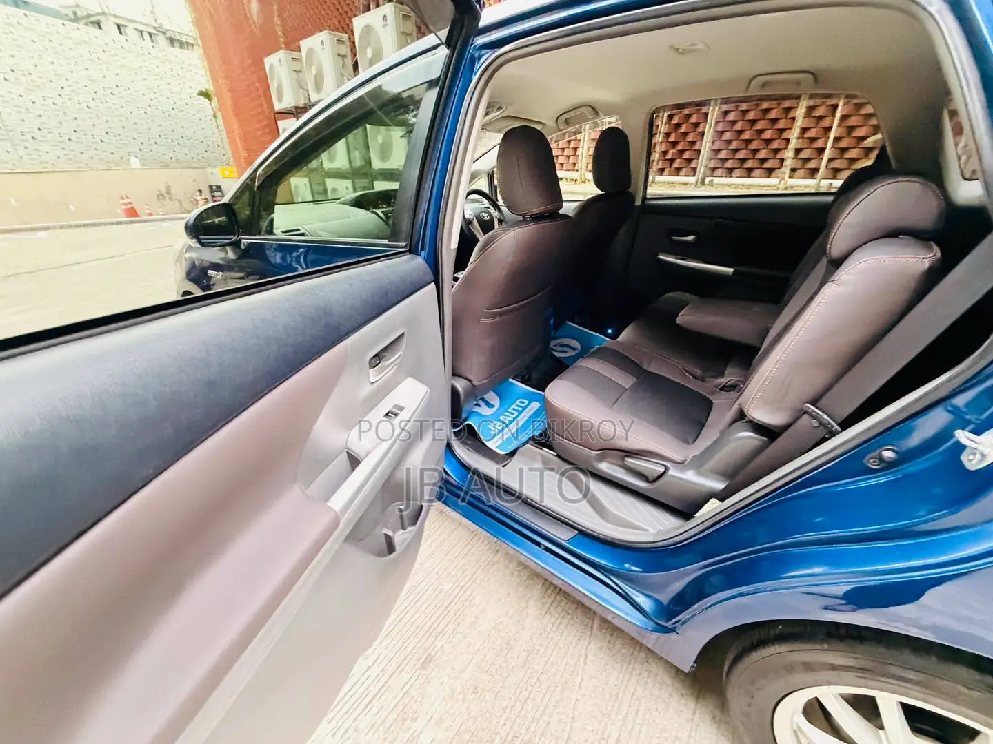 Toyota Prius 2013 Blue