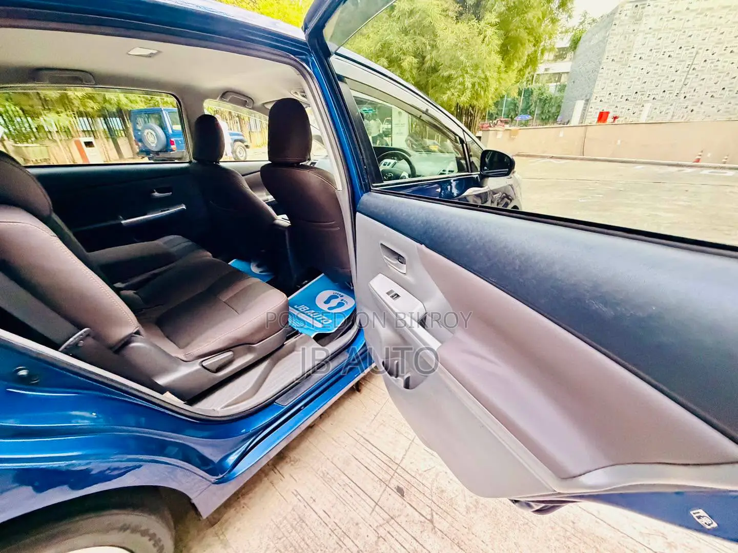 Toyota Prius 2013 Blue
