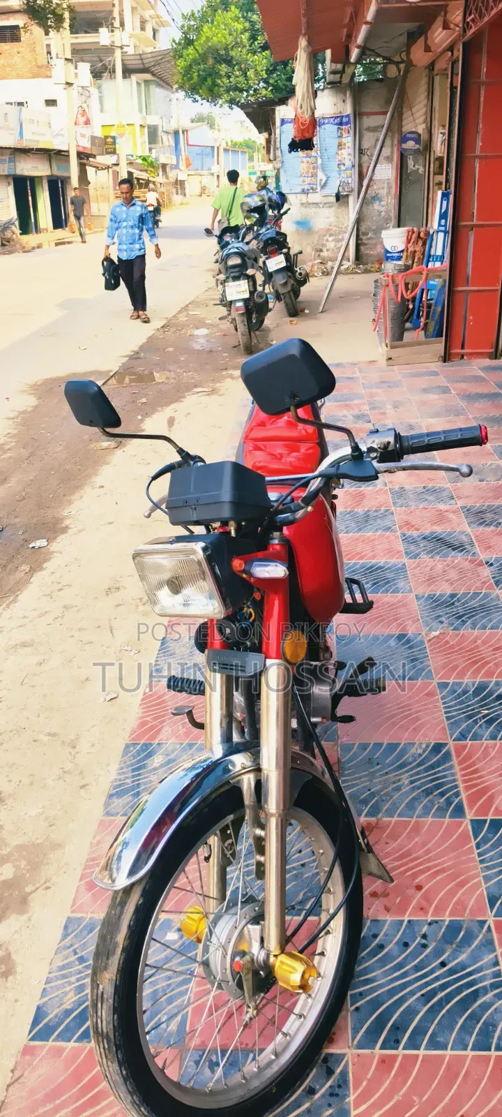 হোন্ডা ১৯৯০ সিলভার