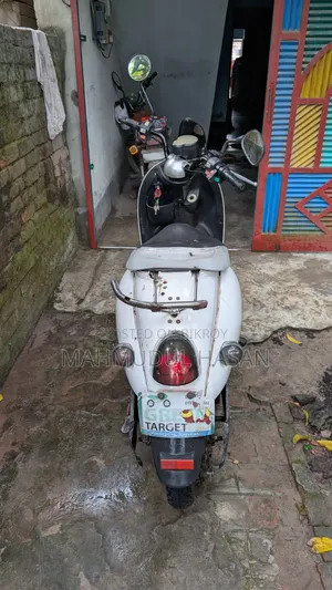 আকিজ পঙ্খীরাজ ২০২১ হোয়াইট
