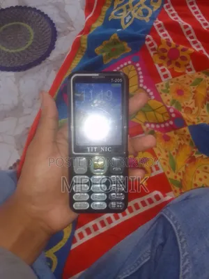 Titanic mobile Black