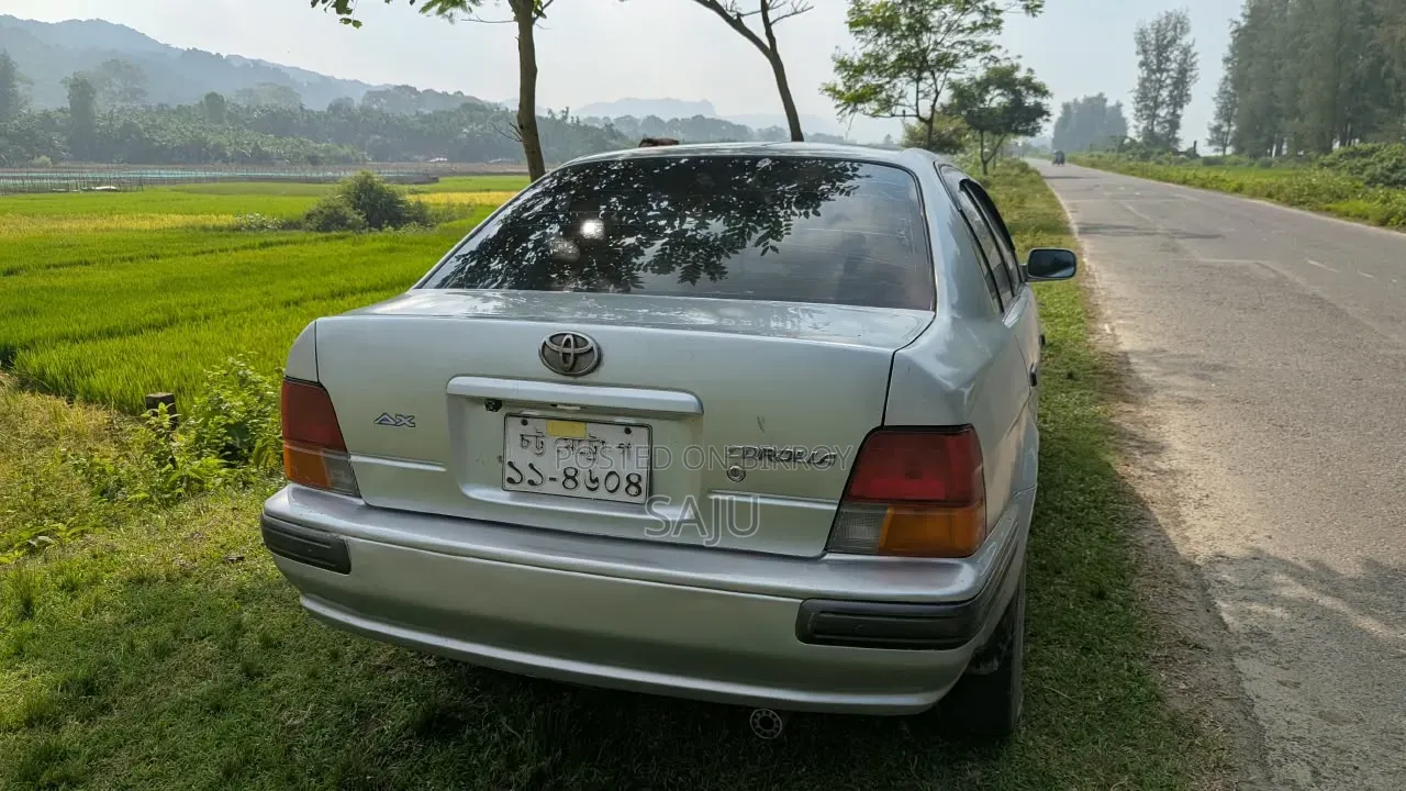 টয়োটা করসা ১৯৯৭ সিলভার