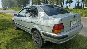 টয়োটা করসা ১৯৯৭ সিলভার